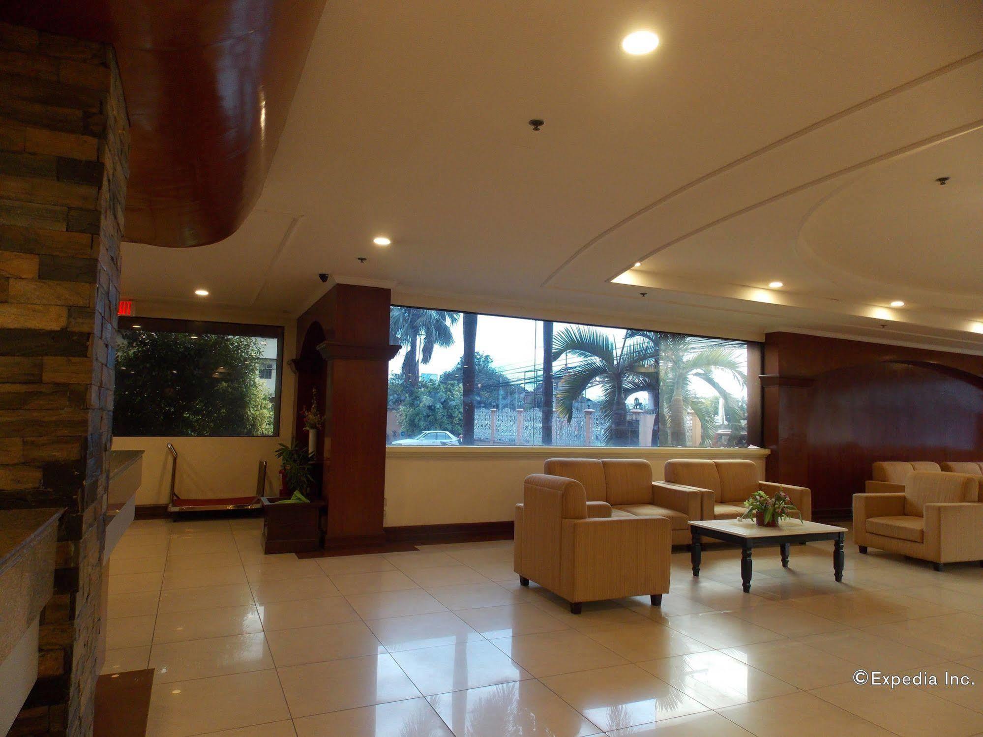 Grand Regal Hotel Bacolod Zewnętrze zdjęcie