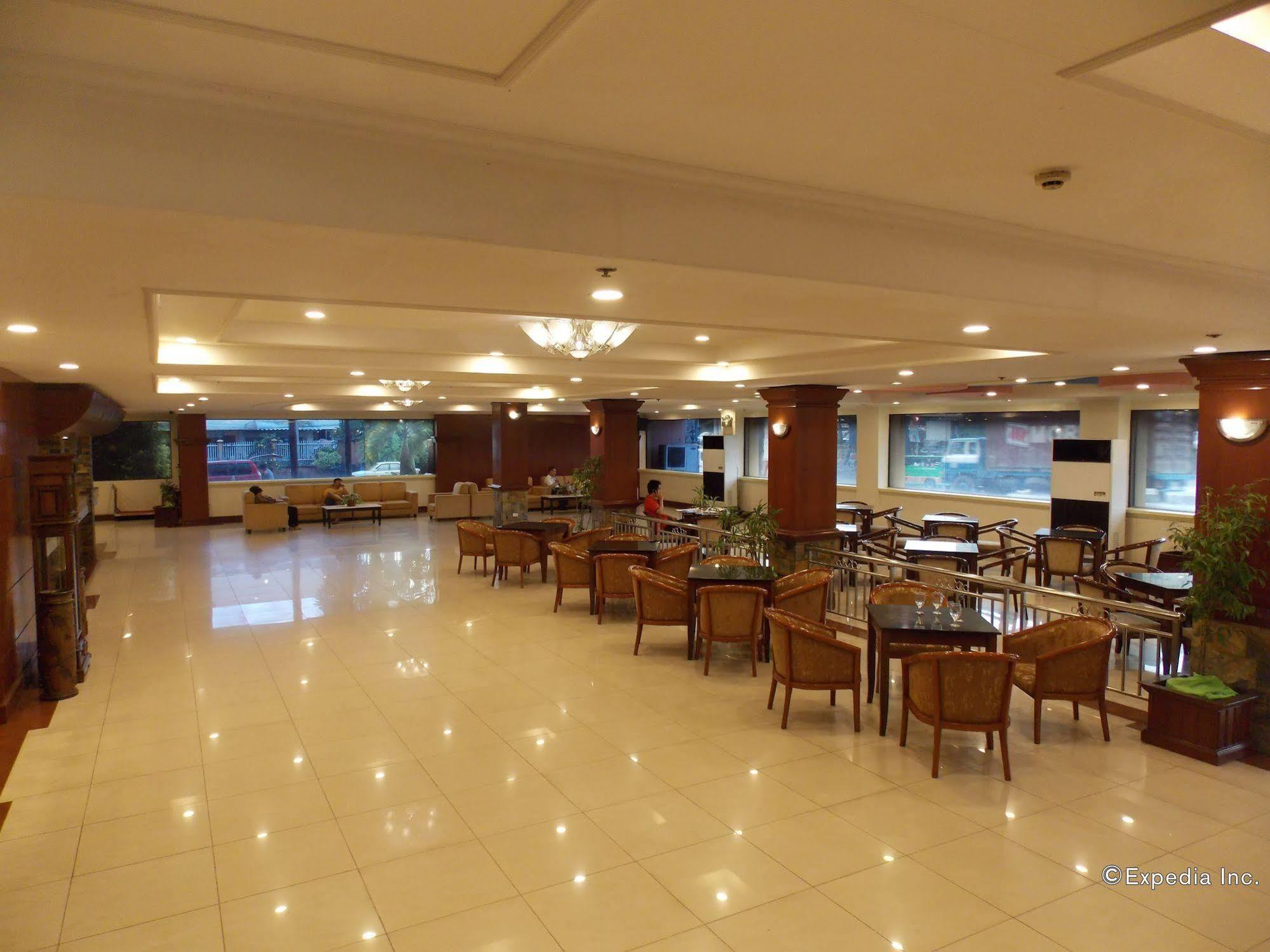 Grand Regal Hotel Bacolod Zewnętrze zdjęcie