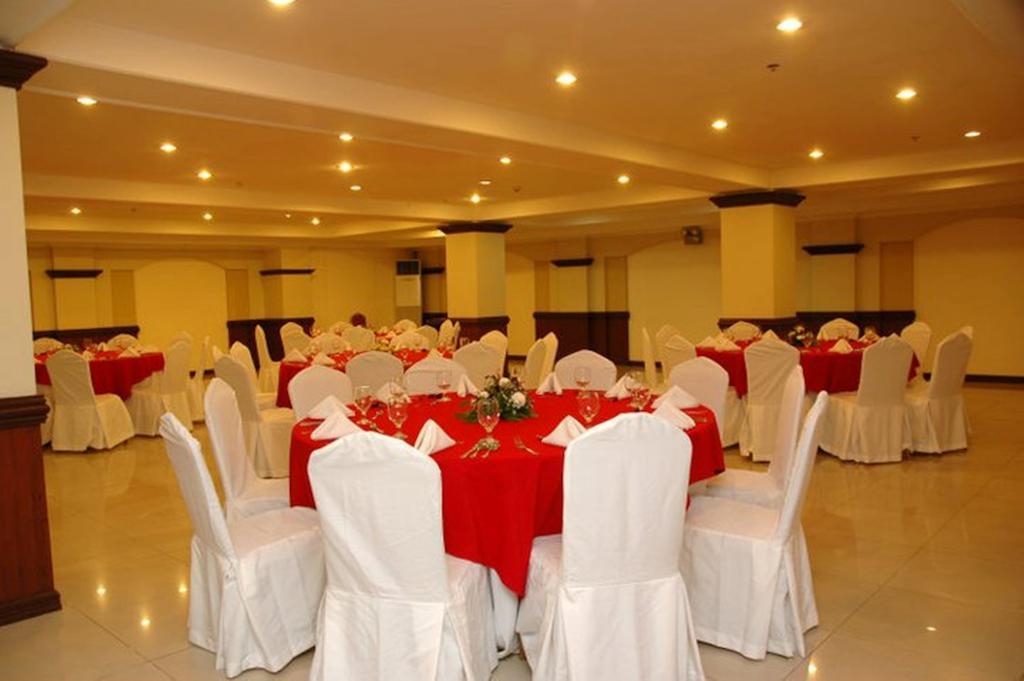 Grand Regal Hotel Bacolod Zewnętrze zdjęcie