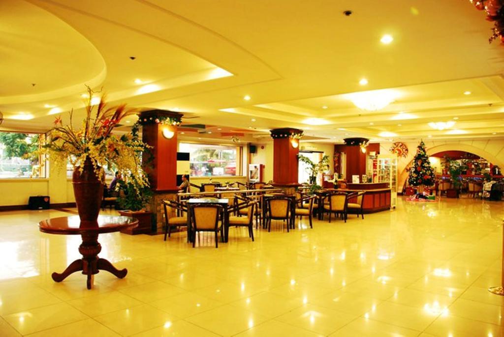 Grand Regal Hotel Bacolod Zewnętrze zdjęcie