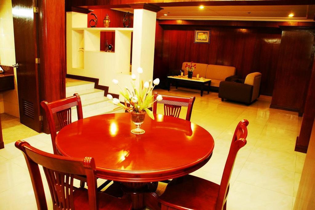 Grand Regal Hotel Bacolod Zewnętrze zdjęcie